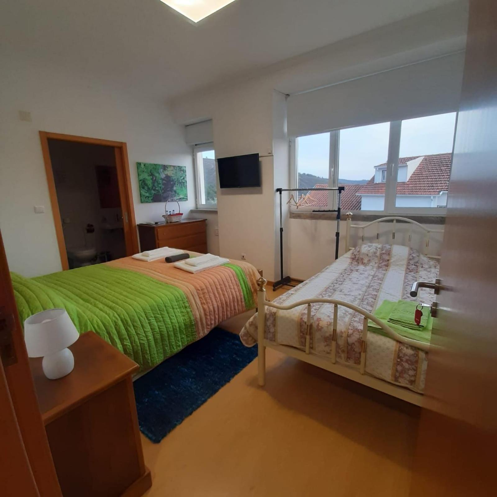 הוילה פמפיליוסה דה סרה Casas Da Escola - "A Escola" - Meas מראה חיצוני תמונה
