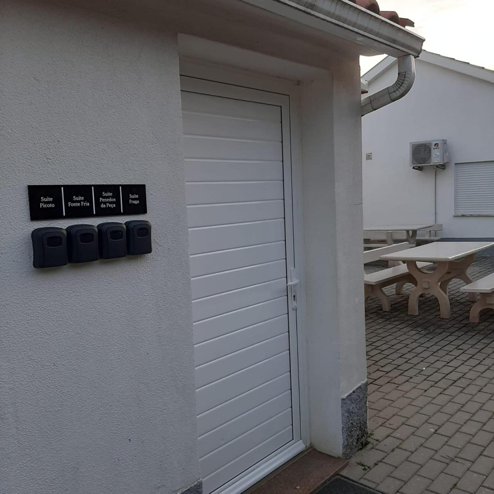 הוילה פמפיליוסה דה סרה Casas Da Escola - "A Escola" - Meas מראה חיצוני תמונה